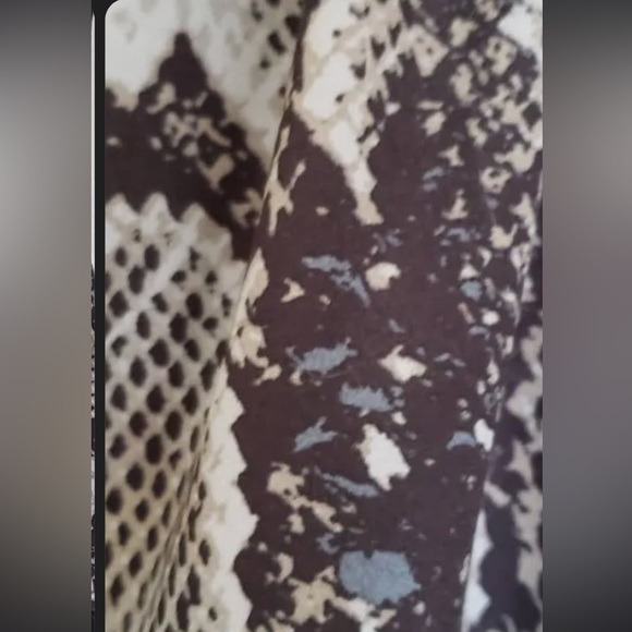 ali & kris snakeskin maxi dress size M - Picture 2 of 3